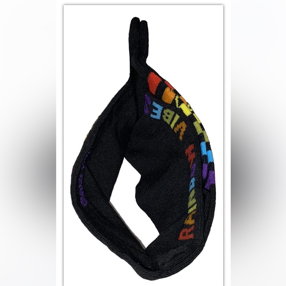 SpongeBob Crew Socks 1 Pair Men 6.5-12 Black Rainbow Vibes Nickelodeon NEW! Pat - Picture 6 of 8